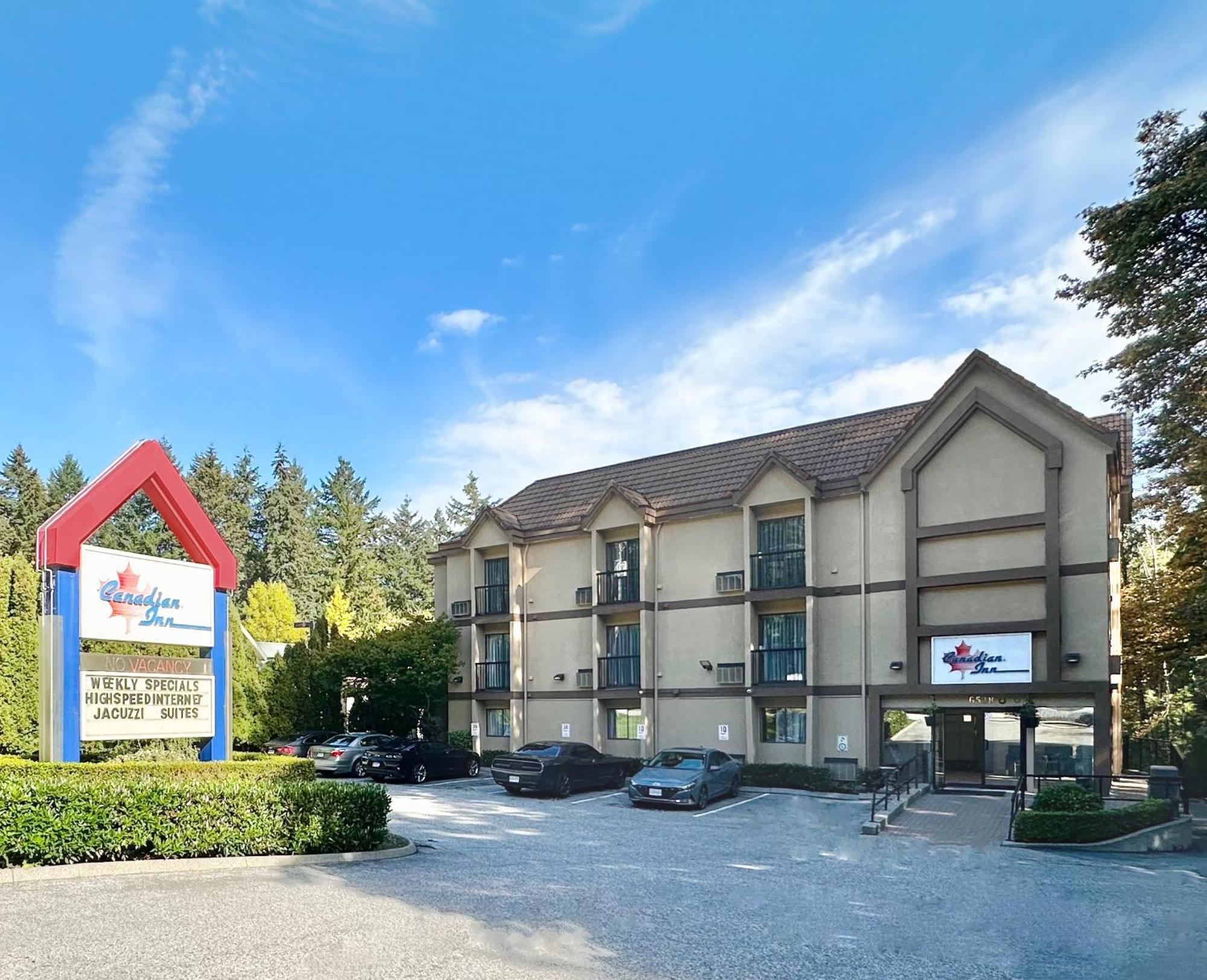 Canadian Inn Surrey Ngoại thất bức ảnh